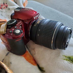 Nikon Digital Camera D3100 DSLR